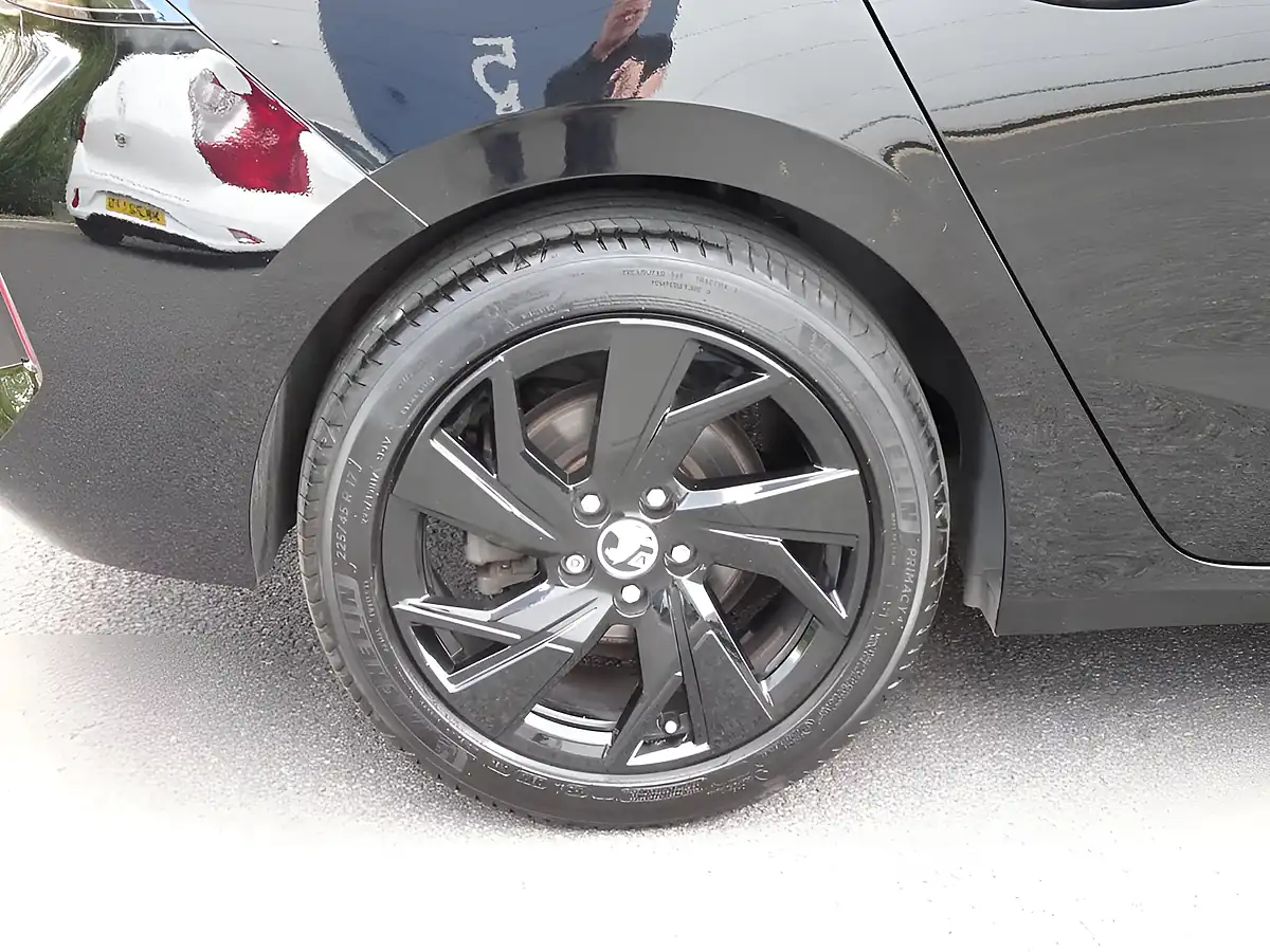 Used 2024 Vauxhall Astra Gs Carbon Black - Interior and Exterior details 19