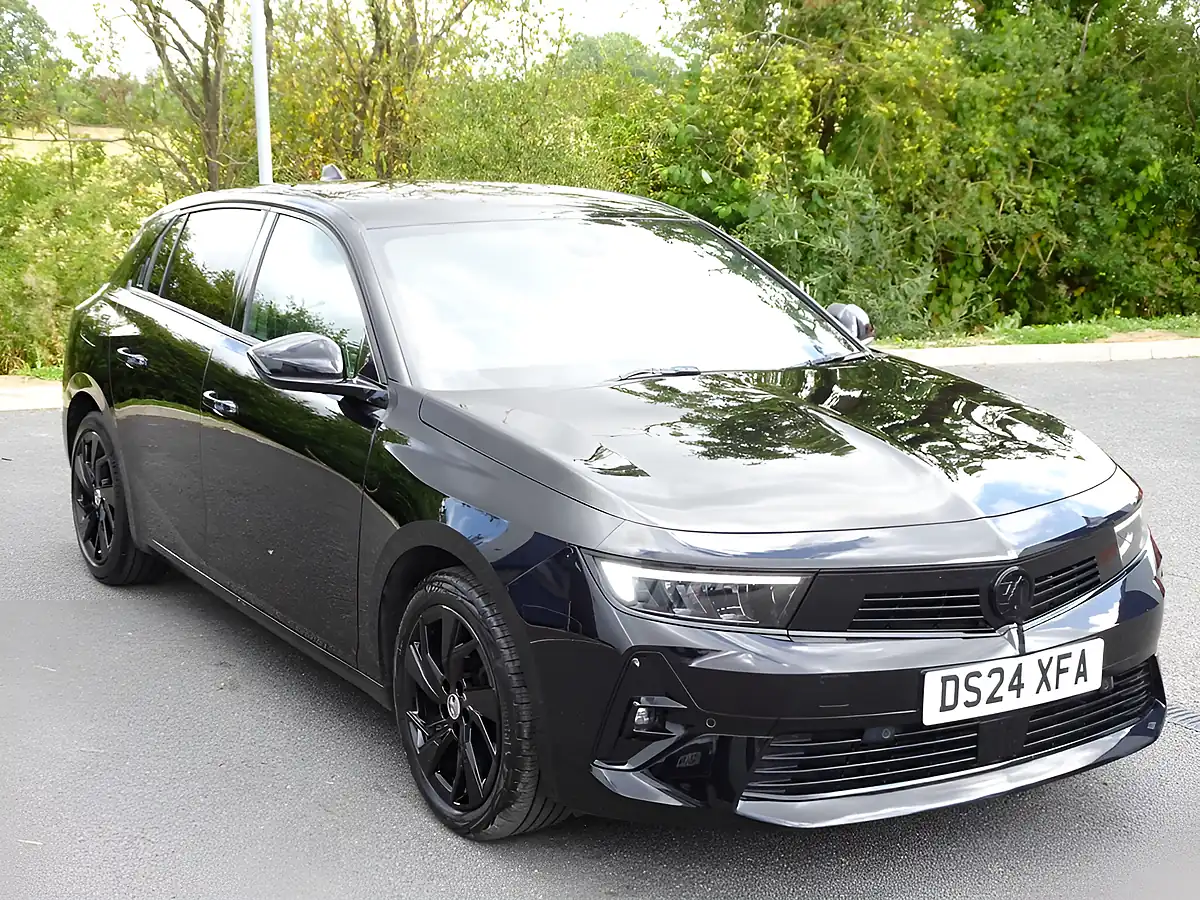Used 2024 Vauxhall Astra Gs Carbon Black - Interior and Exterior details 9
