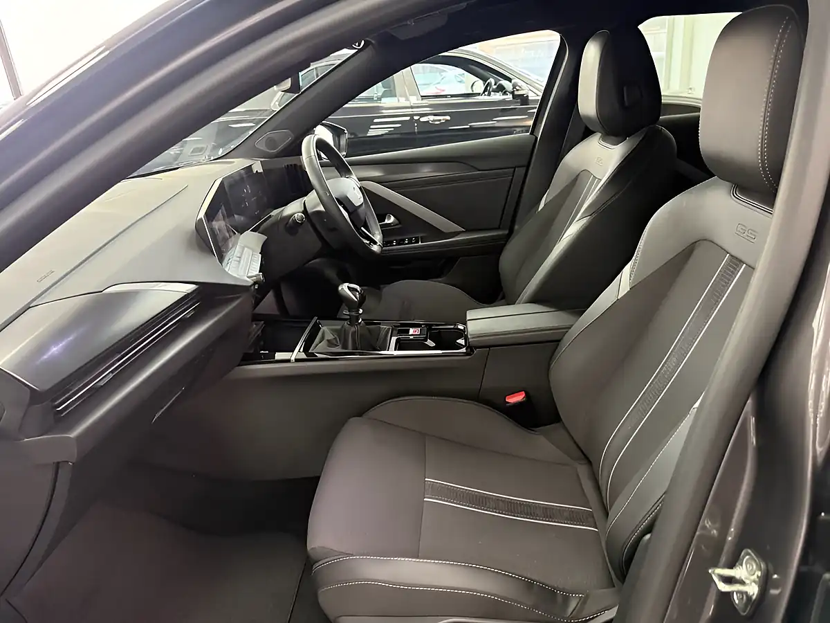 Used 2024 Vauxhall Astra Gs Grey - Interior and Exterior details 11