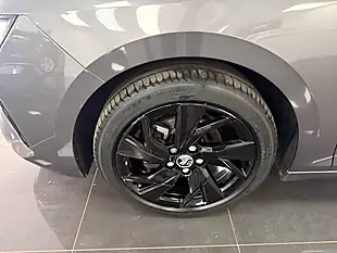 Used 2024 Vauxhall Astra Gs Grey - Interior and Exterior details 12