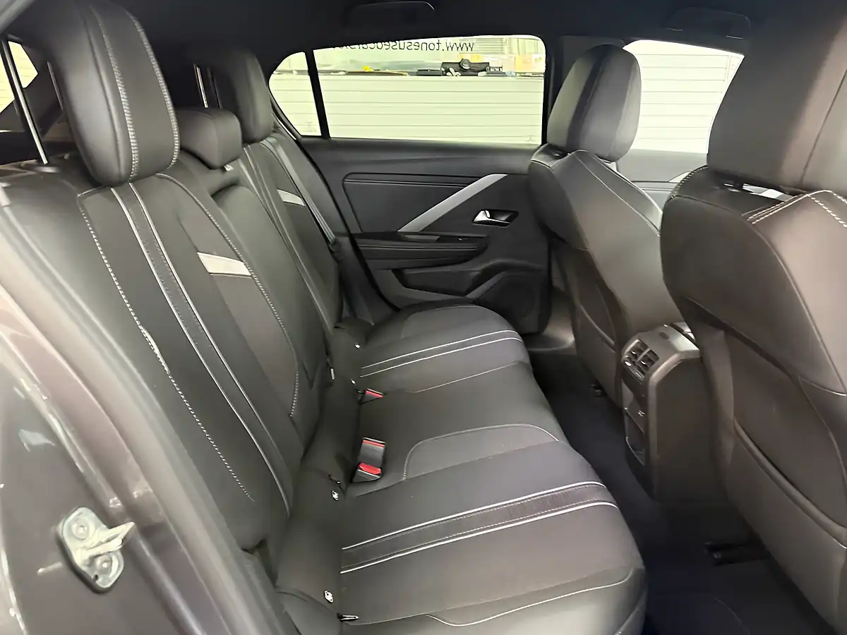 Used 2024 Vauxhall Astra Gs Grey - Interior and Exterior details 5