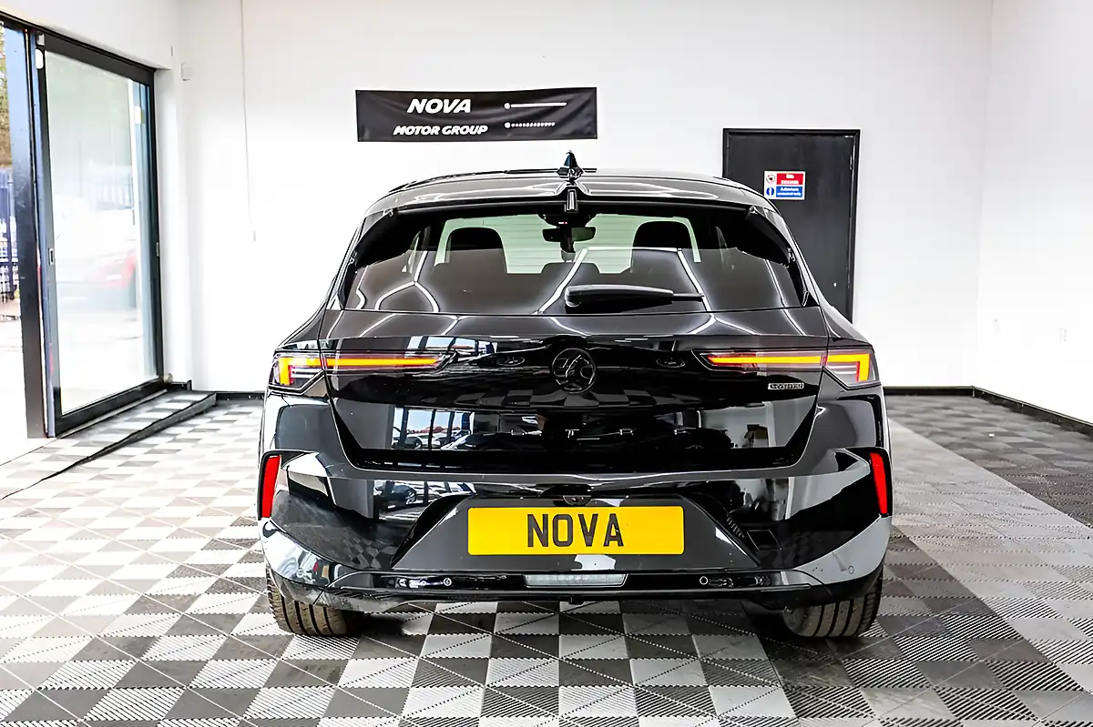 Used 2024 Vauxhall Astra Ultimate Black - Interior and Exterior details 11