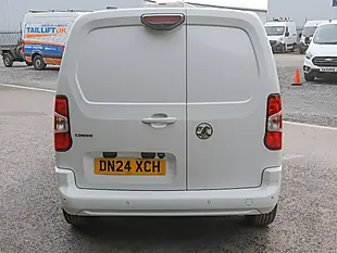Used 2024 Vauxhall Combo 2300 Pro L1 Swb Icy White - Interior and Exterior details 5