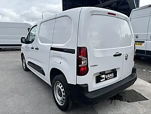 Used 2024 Vauxhall Combo Prime Icy White - Interior and Exterior details 6