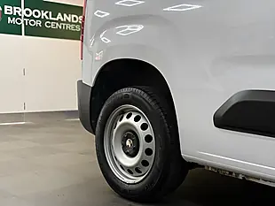 Used 2024 Vauxhall Combo Prime M White - Interior and Exterior details 7