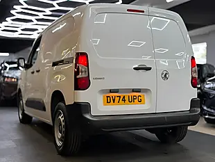Used 2024 Vauxhall Combo Prime M White - Interior and Exterior details 11