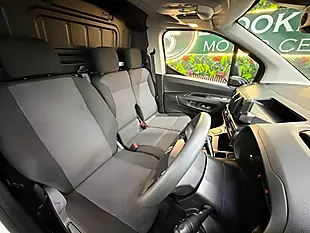 Used 2024 Vauxhall Combo Prime M White - Interior and Exterior details 13