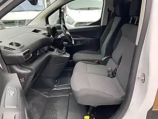 Used 2024 Vauxhall Combo Prime Panel Van White - Interior and Exterior details 16