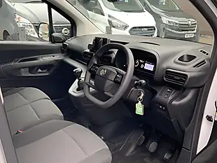 Used 2024 Vauxhall Combo Prime Panel Van White - Interior and Exterior details 19