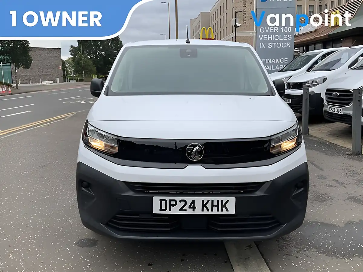 Used 2024 Vauxhall Combo Prime Panel Van White - Interior and Exterior details 2