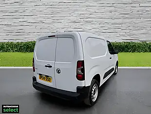 Used 2024 Vauxhall Combo Prime Panel Van White - Interior and Exterior details 5