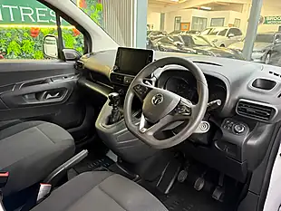 Used 2024 Vauxhall Combo Prime S/S White - Interior and Exterior details 12