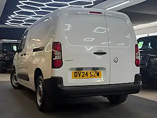 Used 2024 Vauxhall Combo Prime S/S White - Interior and Exterior details 9