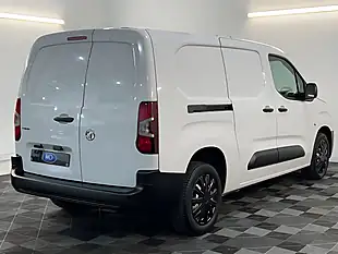 Used 2024 Vauxhall Combo Prime White - Interior and Exterior details 5