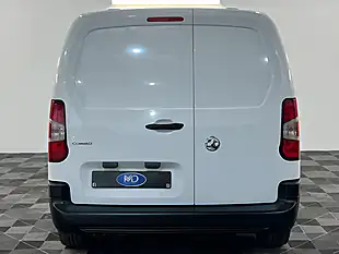Used 2024 Vauxhall Combo Prime White - Interior and Exterior details 8