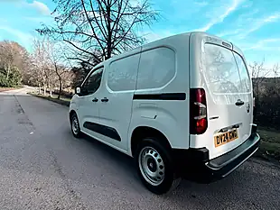 Used 2024 Vauxhall Combo Prime White - Interior and Exterior details 7