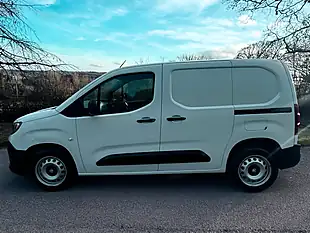 Used 2024 Vauxhall Combo Prime White - Interior and Exterior details 8