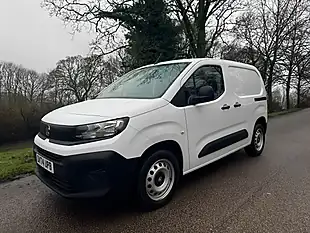 Used 2024 Vauxhall Combo Prime White - Interior and Exterior details 17