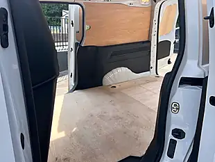 Used 2024 Vauxhall Combo Prime White - Interior and Exterior details 11