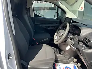 Used 2024 Vauxhall Combo Prime White - Interior and Exterior details 15
