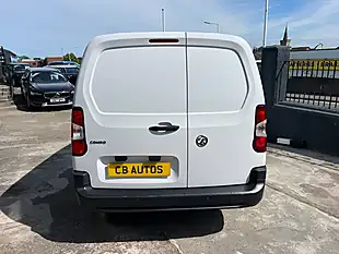 Used 2024 Vauxhall Combo Prime White - Interior and Exterior details 6