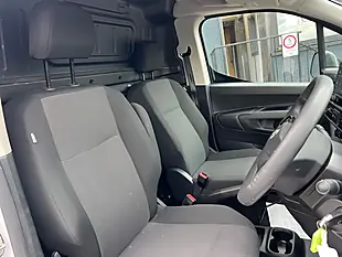 Used 2024 Vauxhall Combo Prime White - Interior and Exterior details 12