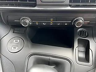 Used 2024 Vauxhall Combo Prime White - Interior and Exterior details 15