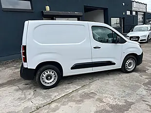 Used 2024 Vauxhall Combo Prime White - Interior and Exterior details 3