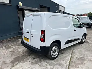 Used 2024 Vauxhall Combo Prime White - Interior and Exterior details 4