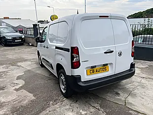 Used 2024 Vauxhall Combo Prime White - Interior and Exterior details 6