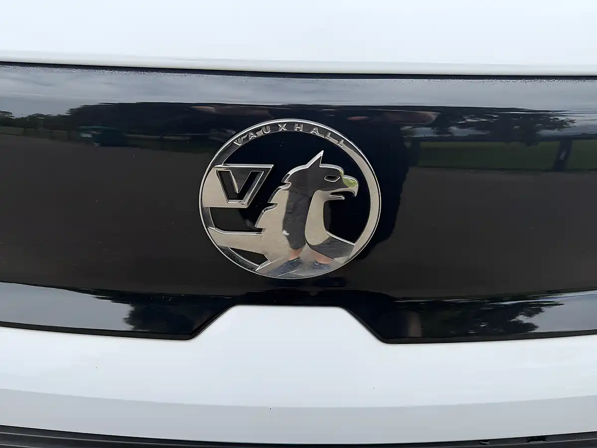Used 2024 Vauxhall Combo Prime White - Interior and Exterior details 11