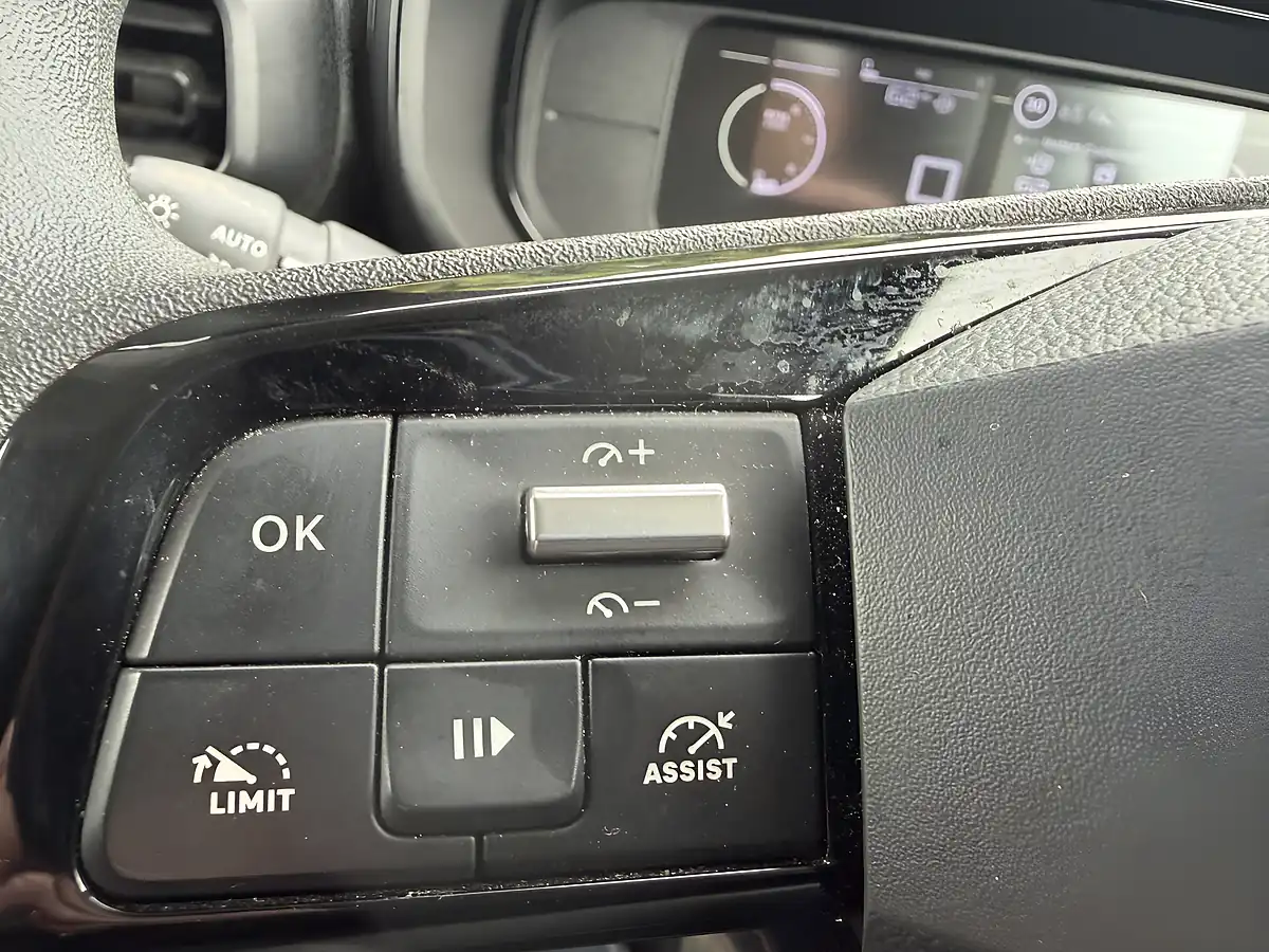 Used 2024 Vauxhall Combo Prime White - Interior and Exterior details 16