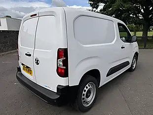 Used 2024 Vauxhall Combo Prime White - Interior and Exterior details 6