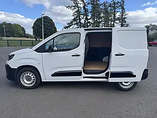 Used 2024 Vauxhall Combo Prime White - Interior and Exterior details 11