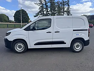 Used 2024 Vauxhall Combo Prime White - Interior and Exterior details 4