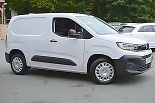 Used 2024 Vauxhall Combo Prime White - Interior and Exterior details 3