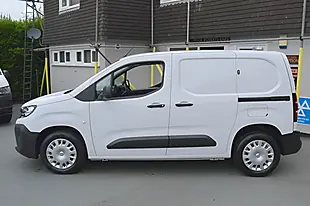 Used 2024 Vauxhall Combo Prime White - Interior and Exterior details 7