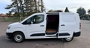 Used 2024 Vauxhall Combo Prime White - Interior and Exterior details 12