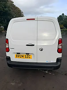 Used 2024 Vauxhall Combo Prime White - Interior and Exterior details 4