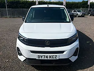 Used 2024 Vauxhall Combo Pro Panel Van White - Interior and Exterior details 2
