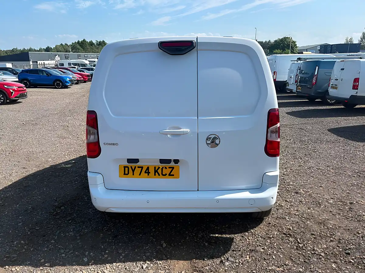 Used 2024 Vauxhall Combo Pro Panel Van White - Interior and Exterior details 6