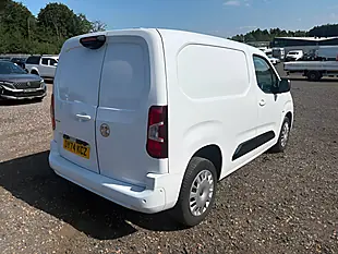 Used 2024 Vauxhall Combo Pro Panel Van White - Interior and Exterior details 7