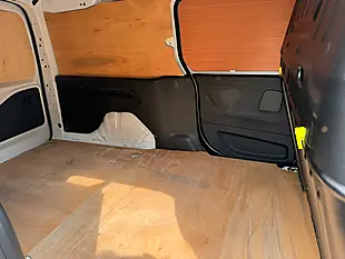 Used 2024 Vauxhall Combo Pro Xl Pure White - Interior and Exterior details 9