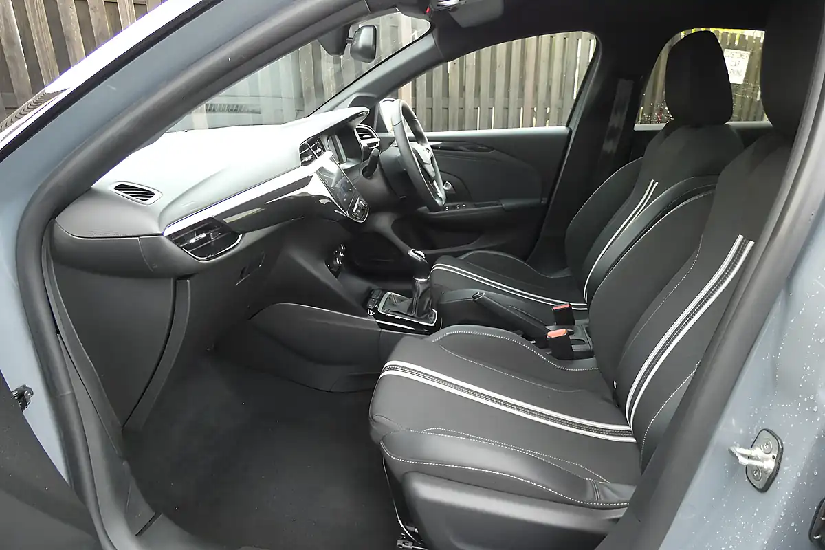 Used 2024 Vauxhall Corsa Gs Graphic Grey (solid Paint) - Interior and Exterior details 11