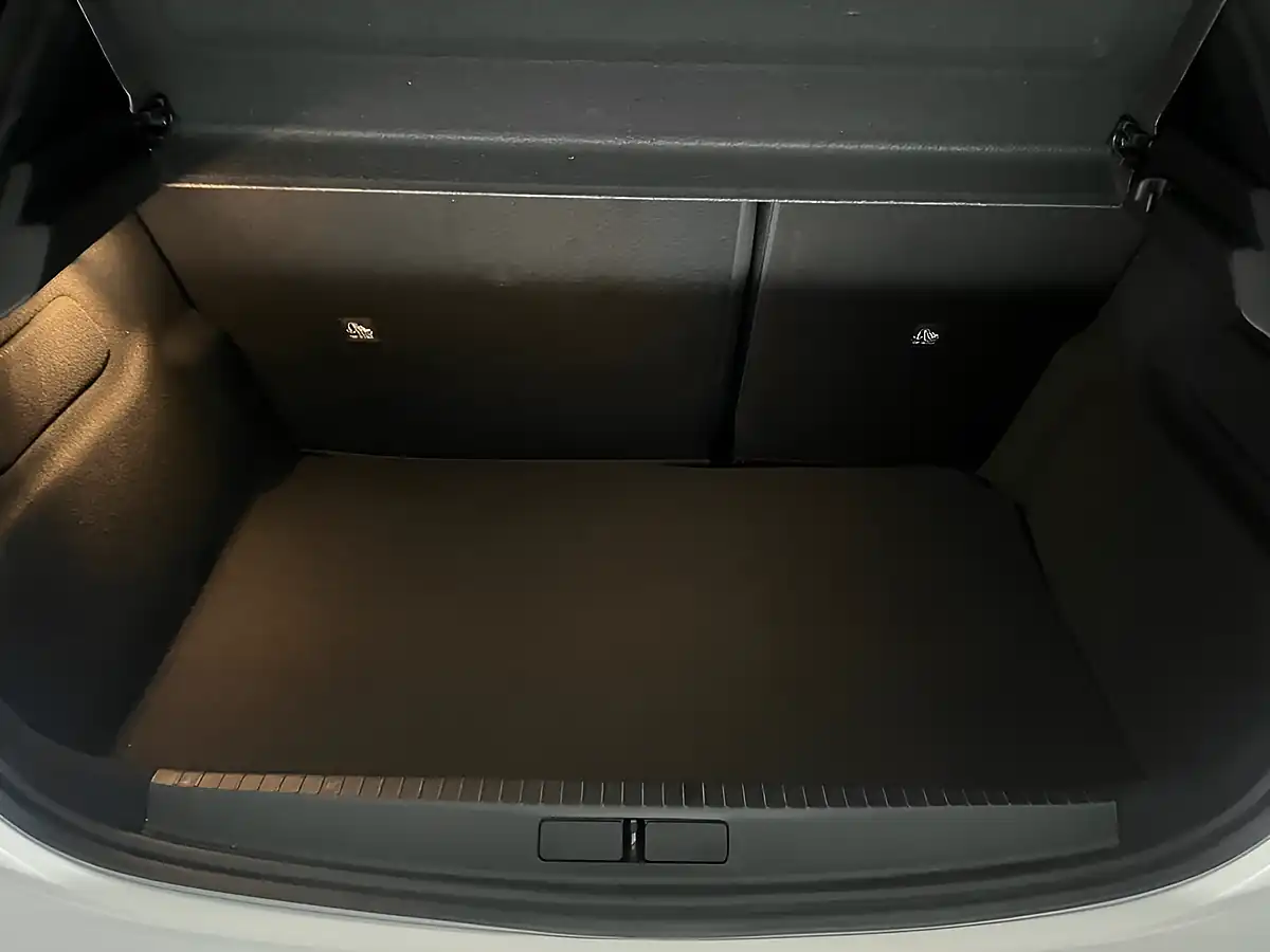 Used 2024 Vauxhall Corsa Gs White - Interior and Exterior details 10