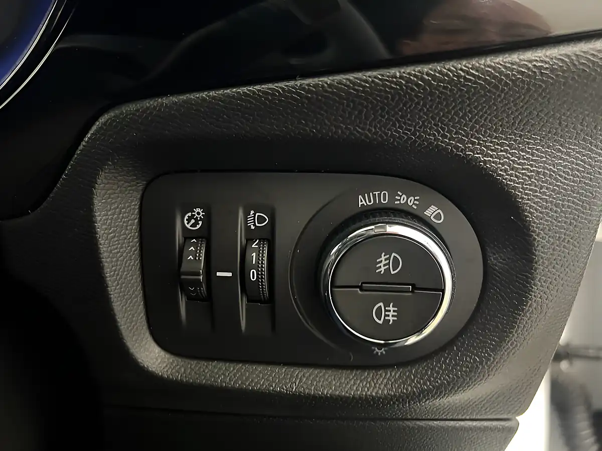 Used 2024 Vauxhall Corsa Gs White - Interior and Exterior details 14