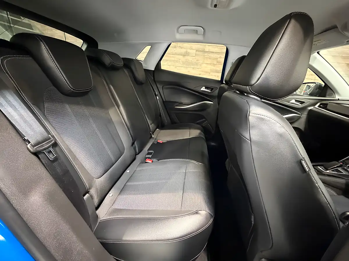 Used 2024 Vauxhall Grandland Gs Blue - Interior and Exterior details 14