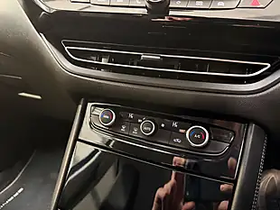 Used 2024 Vauxhall Grandland Gs Blue - Interior and Exterior details 18