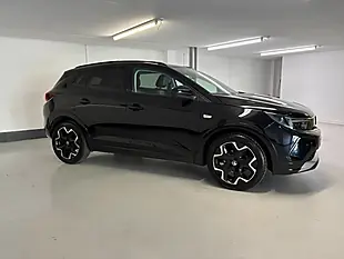 Used 2024 Vauxhall Grandland Ultimate Black - Interior and Exterior details 5