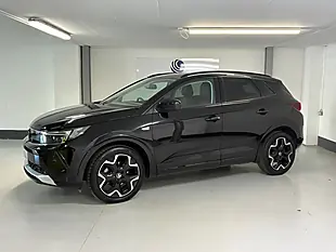 Used 2024 Vauxhall Grandland Ultimate Black - Interior and Exterior details 6